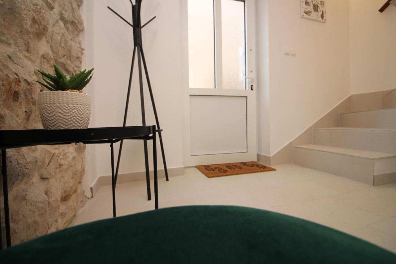 Ghetto Apartment พรีมอชเตน ภายนอก รูปภาพ